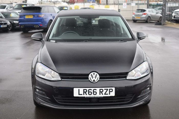 Volkswagen Golf 1.4 TSI BlueMotion Tech Match Edition DSG (s/s) 5dr Auto Hatchback Petrol Black