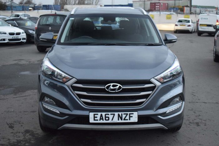 Hyundai Tucson 1.7 CRDi Blue Drive SE DCT (s/s) 5dr Auto SUV Diesel Grey