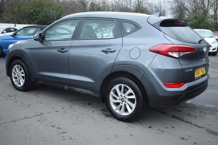 Hyundai Tucson 1.7 CRDi Blue Drive SE DCT (s/s) 5dr Auto SUV Diesel Grey