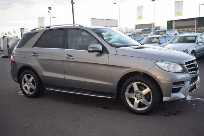 Mercedes-Benz M Class 2.1 ML250 CDI BlueTEC AMG Sport 7G-Tronic Plus 4x4 5dr Auto SUV Diesel Silver