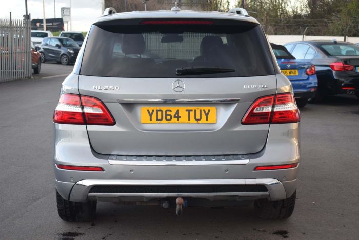 Mercedes-Benz M Class 2.1 ML250 CDI BlueTEC AMG Sport 7G-Tronic Plus 4x4 5dr Auto SUV Diesel Silver