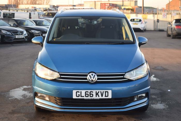 Volkswagen Touran 2.0 TDI BlueMotion Tech SEL (s/s) 5dr MPV Diesel Blue