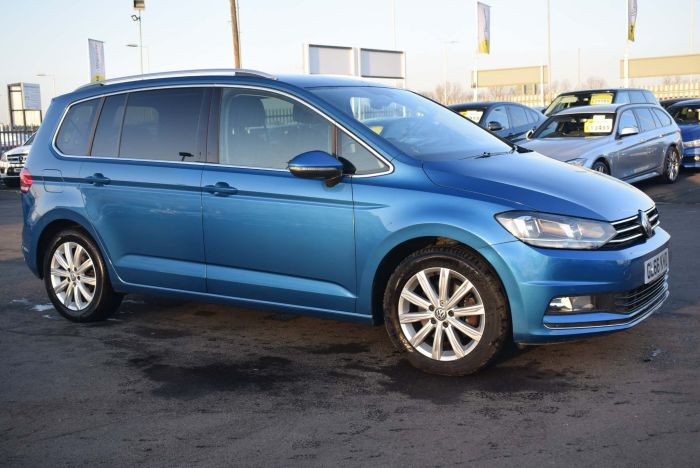 Volkswagen Touran 2.0 TDI BlueMotion Tech SEL (s/s) 5dr MPV Diesel Blue