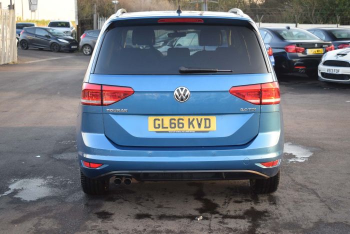 Volkswagen Touran 2.0 TDI BlueMotion Tech SEL (s/s) 5dr MPV Diesel Blue