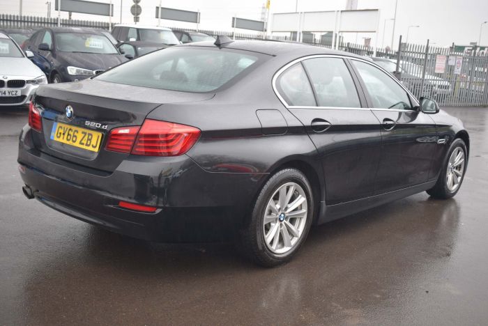 BMW 5 Series 2.0 520d SE 4dr Auto Saloon Diesel Black