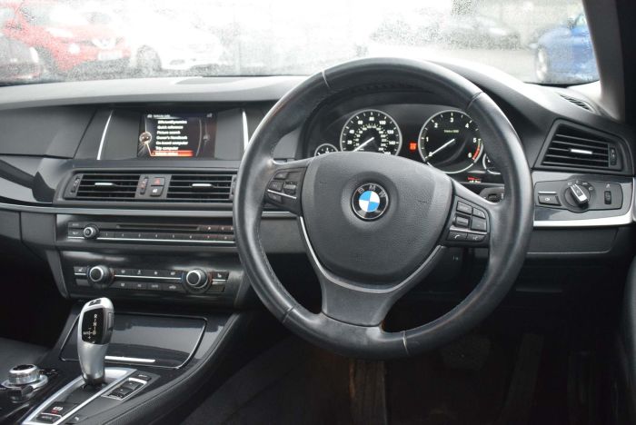 BMW 5 Series 2.0 520d SE 4dr Auto Saloon Diesel Black