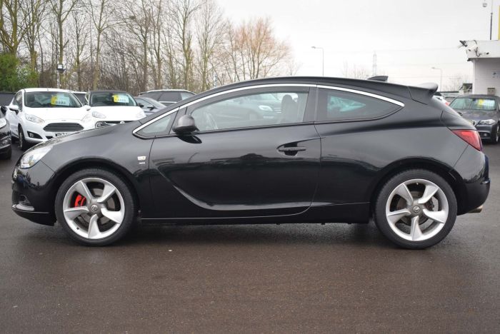 Vauxhall Astra GTC 1.4i Turbo SRi (s/s) 3dr Coupe Petrol Black