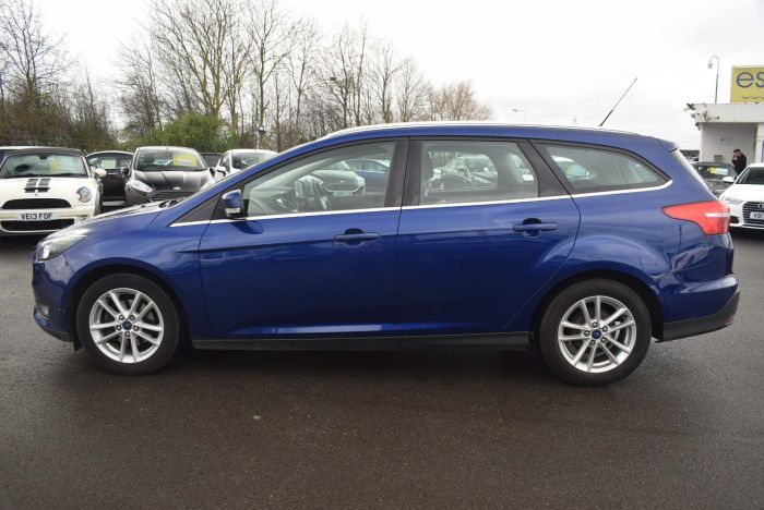 Ford Focus 1.5 TDCi Zetec (s/s) 5dr Estate Diesel Blue