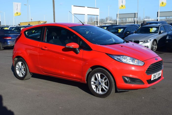 Ford Fiesta 1.25 Zetec 3dr Hatchback Petrol Red