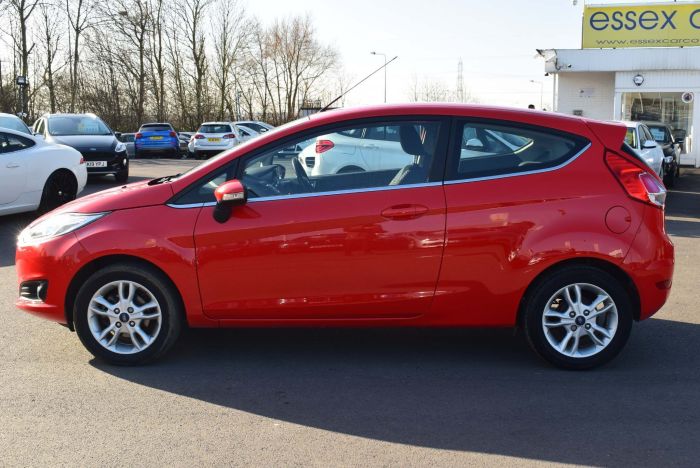 Ford Fiesta 1.25 Zetec 3dr Hatchback Petrol Red