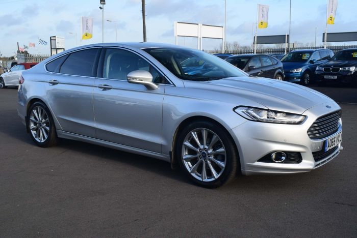 Ford Mondeo 2.0 TDCi Titanium Powershift (s/s) 5dr Auto Hatchback Diesel Silver