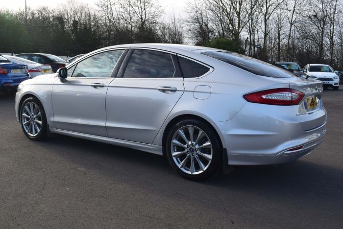 Ford Mondeo 2.0 TDCi Titanium Powershift (s/s) 5dr Auto Hatchback Diesel Silver