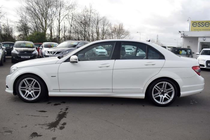 Mercedes-Benz C Class 2.1 C200 CDI BlueEFFICIENCY Sport 4dr Auto Saloon Diesel White