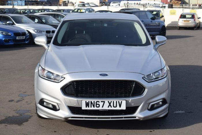 Ford Mondeo 2.0 TDCi ST-Line Powershift (s/s) 5dr Auto Hatchback Diesel Silver