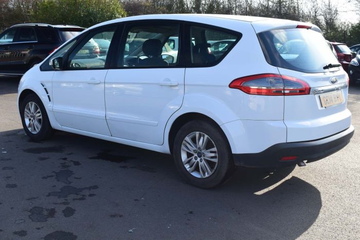 Ford S-MAX 1.6 TDCi Zetec (s/s) 5dr MPV Diesel White