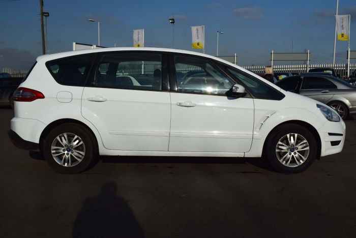 Ford S-MAX 1.6 TDCi Zetec (s/s) 5dr MPV Diesel White