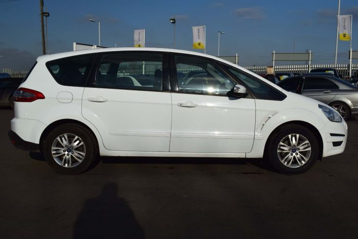 Ford S-MAX 1.6 TDCi Zetec (s/s) 5dr MPV Diesel White