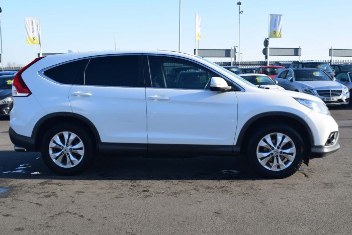 Honda CR-V 2.0 i-VTEC SE-T 4x4 5dr (SD Navi) Auto SUV Petrol White