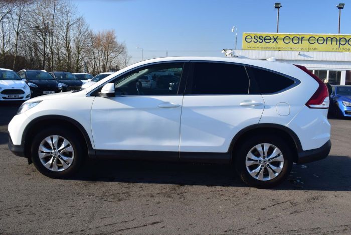 Honda CR-V 2.0 i-VTEC SE-T 4x4 5dr (SD Navi) Auto SUV Petrol White