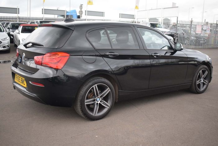 BMW 1 Series 1.5 116d Sport Auto (s/s) 5dr Hatchback Diesel Black