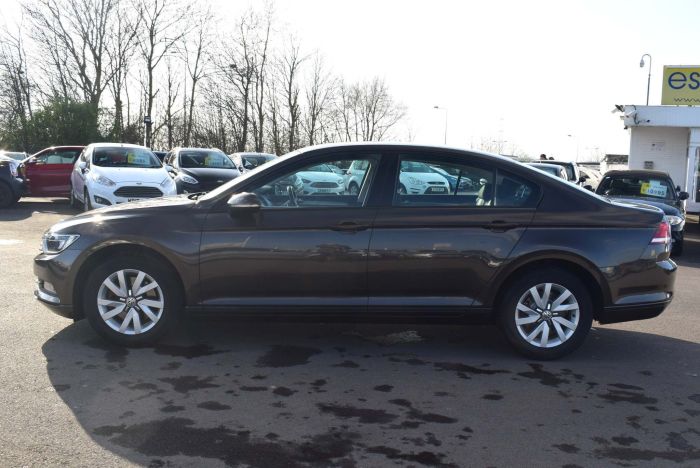 Volkswagen Passat 2.0 TDI BlueMotion Tech S DSG (s/s) 4dr Auto Saloon Diesel Brown