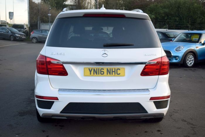 Mercedes-Benz GL Class 3.0 GL350 CDI BlueTEC AMG Sport 4MATIC (s/s) 5dr Auto SUV Diesel White