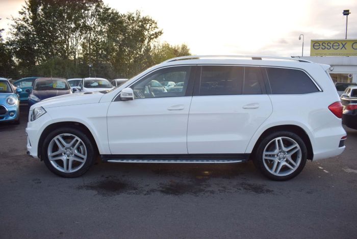 Mercedes-Benz GL Class 3.0 GL350 CDI BlueTEC AMG Sport 4MATIC (s/s) 5dr Auto SUV Diesel White