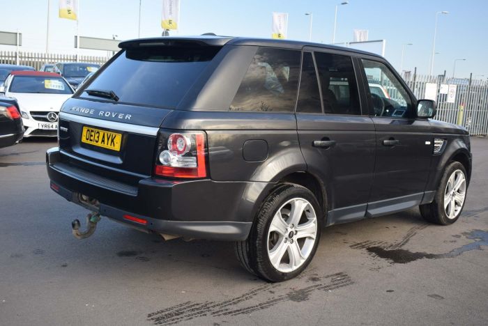 Land Rover Range Rover Sport 3.0 SD V6 HSE Black Edition 4X4 (s/s) 5dr Auto SUV Diesel Grey