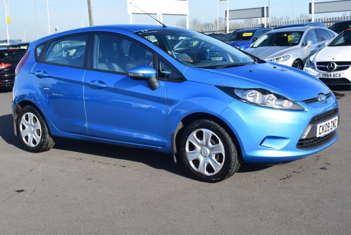 Ford Fiesta 1.25 Style 5dr Hatchback Petrol Blue