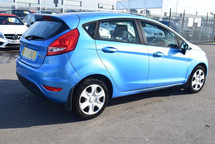 Ford Fiesta 1.25 Style 5dr Hatchback Petrol Blue