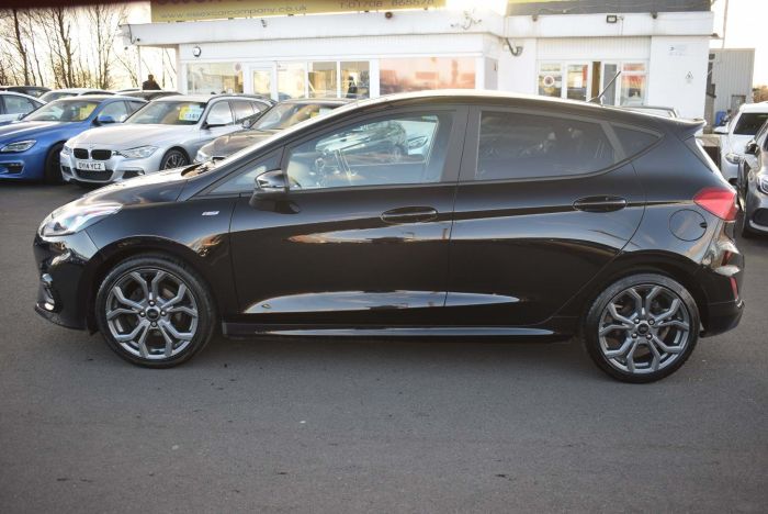 Ford Fiesta 1.0T EcoBoost ST-Line X (s/s) 5dr Hatchback Petrol Black