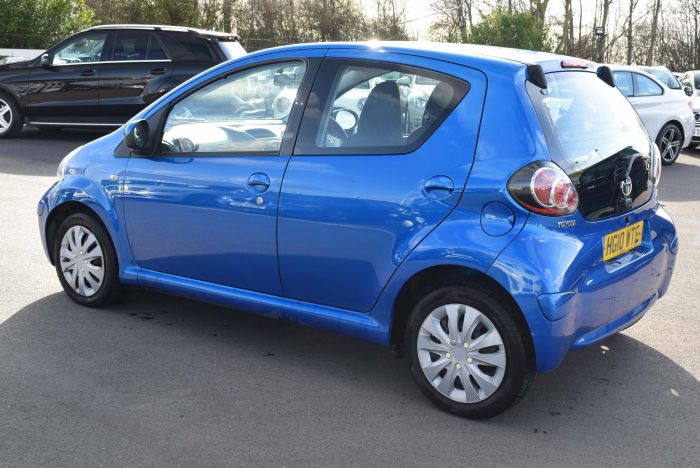 Toyota Aygo 1.0 VVT-i Blue Blue Multimode 5dr Auto Hatchback Petrol Blue