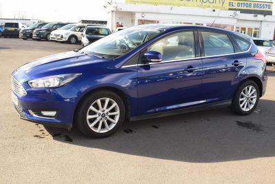 Ford Focus 1.5 TDCi Titanium (s/s) 5dr Hatchback Diesel BlueFord Focus 1.5 TDCi Titanium (s/s) 5dr Hatchback Diesel Blue at Motor Finance 4u Tunbridge Wells