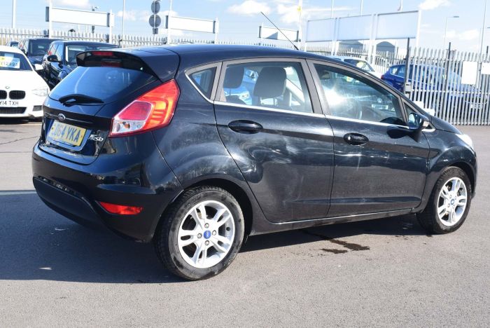 Ford Fiesta 1.25 Zetec 5dr Hatchback Petrol Black