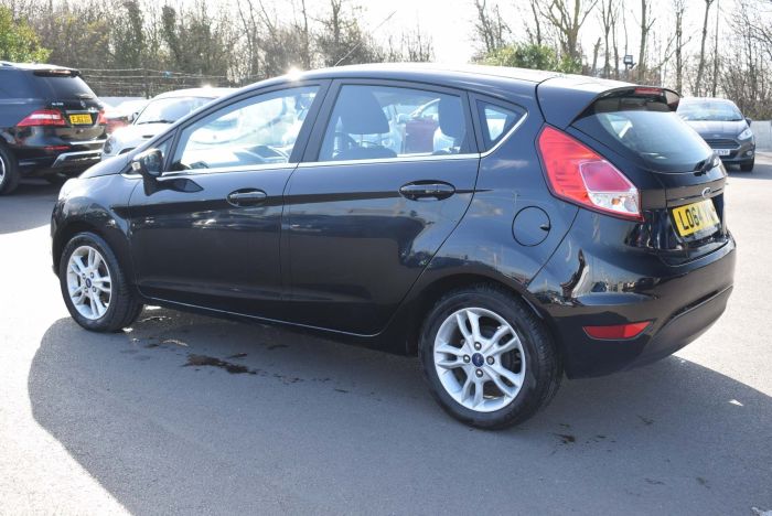 Ford Fiesta 1.25 Zetec 5dr Hatchback Petrol Black