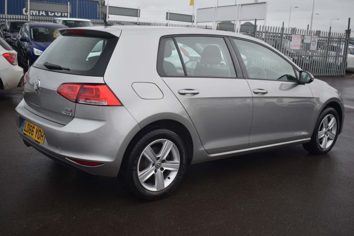 Volkswagen Golf 1.4 TSI BlueMotion Tech Match Edition DSG (s/s) 5dr Auto Hatchback Petrol Silver