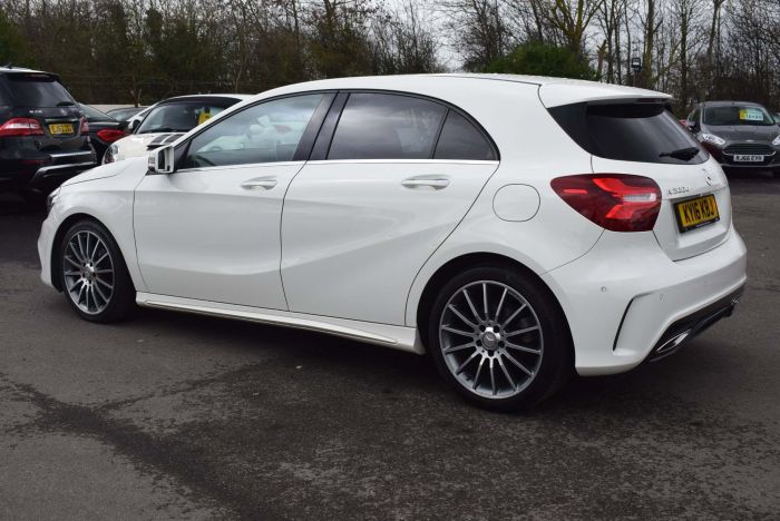 Mercedes-Benz A Class 2.1 A200d AMG Line (Premium Plus) 7G-DCT (s/s) 5dr Auto Hatchback Diesel White