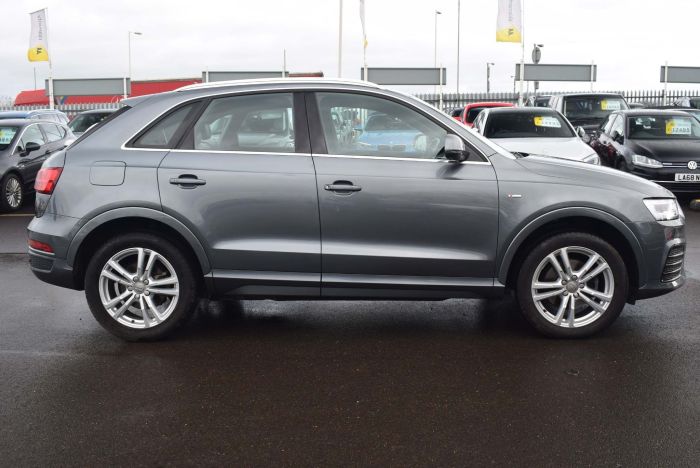 Audi Q3 2.0 TDI S line (s/s) 5dr SUV Diesel Grey