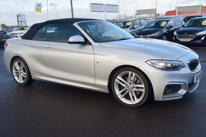 BMW 2 Series 2.0 220d M Sport (s/s) 2dr Convertible Diesel Silver