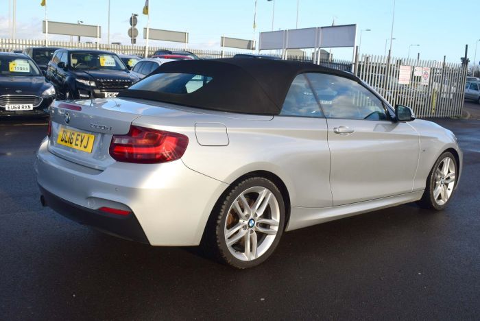 BMW 2 Series 2.0 220d M Sport (s/s) 2dr Convertible Diesel Silver