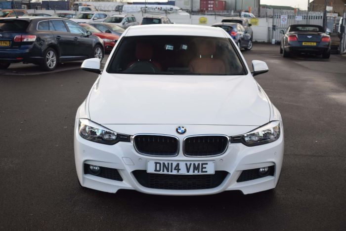 BMW 3 Series 3.0 330d M Sport Sport Auto (s/s) 4dr Saloon Diesel White