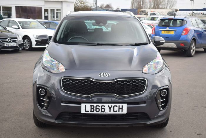 Kia Sportage 1.7 CRDi 2 (s/s) 5dr SUV Diesel Silver