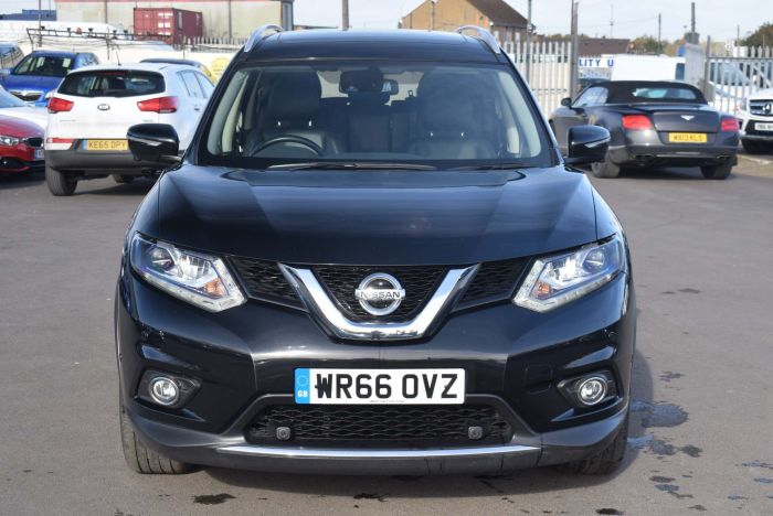 Nissan X Trail 1.6 dCi Tekna XTRON (s/s) 5dr Auto SUV Diesel Black