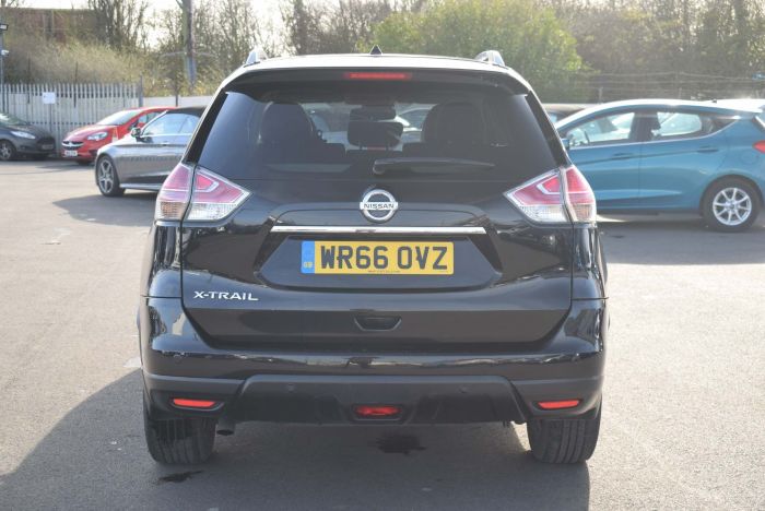 Nissan X Trail 1.6 dCi Tekna XTRON (s/s) 5dr Auto SUV Diesel Black