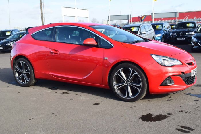 Vauxhall Astra GTC 1.6 CDTi ecoFLEX Limited Edition (s/s) 3dr Coupe Diesel Red