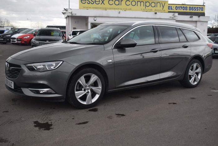 Vauxhall Insignia 2.0 Turbo D BlueInjection SRi Nav Sports Tourer Auto (s/s) 5dr Estate Diesel Grey