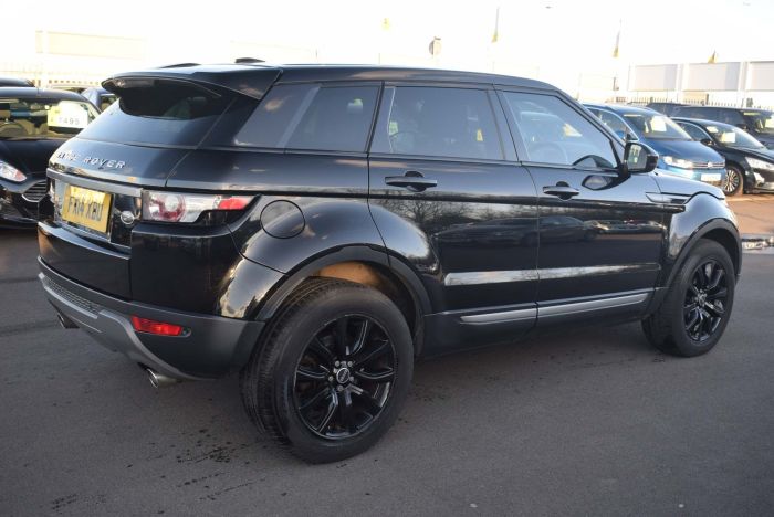 Land Rover Range Rover Evoque 2.2 SD4 Pure Tech AWD 5dr Auto SUV Diesel Black