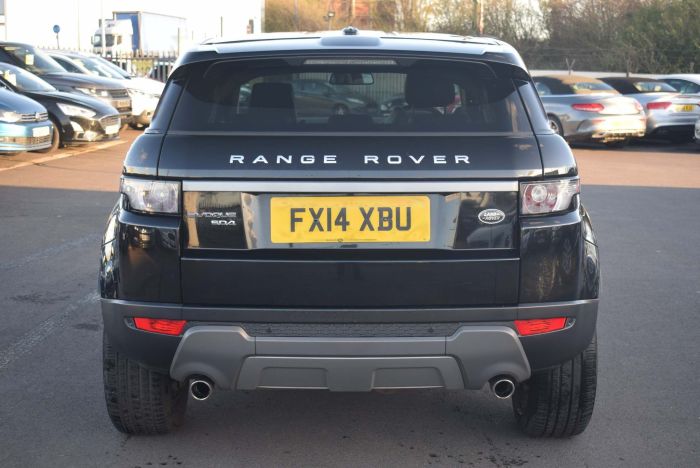 Land Rover Range Rover Evoque 2.2 SD4 Pure Tech AWD 5dr Auto SUV Diesel Black