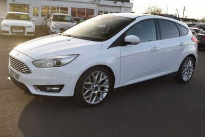 Ford Focus 1.5 TDCi Titanium X Powershift (s/s) 5dr Auto Hatchback Diesel WhiteFord Focus 1.5 TDCi Titanium X Powershift (s/s) 5dr Auto Hatchback Diesel White at Motor Finance 4u Tunbridge Wells