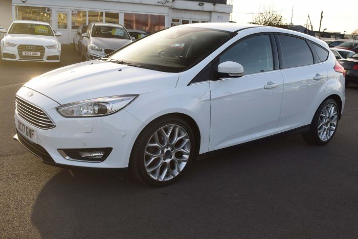 Ford Focus 1.5 TDCi Titanium X Powershift (s/s) 5dr Auto Hatchback Diesel White